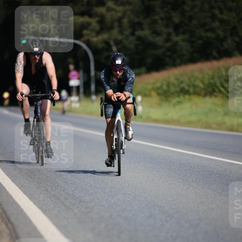 01.09.2024 - 17. Tribühne Triathlon H.Heesch http://msf.ph/oto/6946463 01.09.2024 11:53:02 Radfahren 473, 483, 486, 529, 584, 704 meine-sportfotos.de