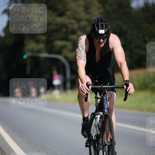 01.09.2024 - 17. Tribühne Triathlon H.Heesch http://msf.ph/oto/6946491 01.09.2024 11:53:04 Radfahren 473, 482, 483, 486, 514, 529, 584, 704 meine-sportfotos.de