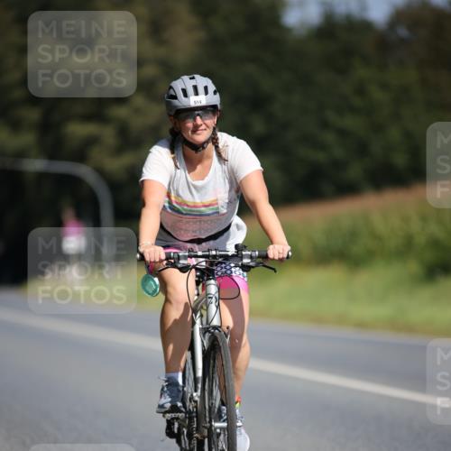 01.09.2024 - 17. Tribühne Triathlon H.Heesch http://msf.ph/oto/6946514 01.09.2024 11:53:12 Radfahren 473, 482, 514, 543, 584 meine-sportfotos.de