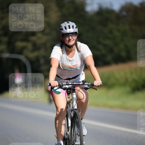 01.09.2024 - 17. Tribühne Triathlon H.Heesch http://msf.ph/oto/6946520 01.09.2024 11:53:12 Radfahren 473, 482, 514, 543, 584 meine-sportfotos.de