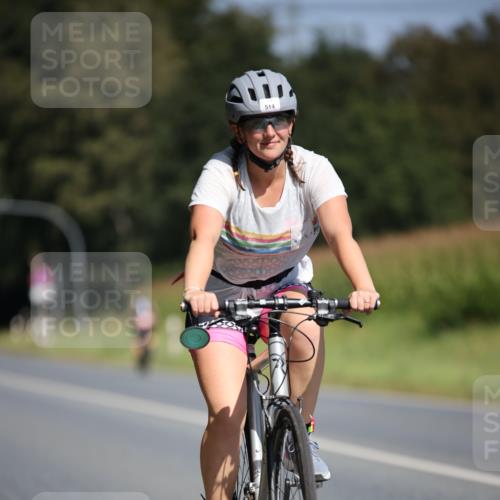 01.09.2024 - 17. Tribühne Triathlon H.Heesch http://msf.ph/oto/6946526 01.09.2024 11:53:12 Radfahren 473, 482, 514, 543, 584 meine-sportfotos.de