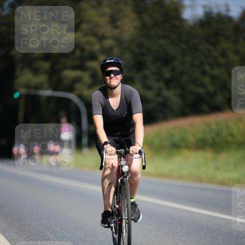 01.09.2024 - 17. Tribühne Triathlon H.Heesch http://msf.ph/oto/6946555 01.09.2024 11:53:27 Radfahren 538, 573, 589, 670, 693 meine-sportfotos.de