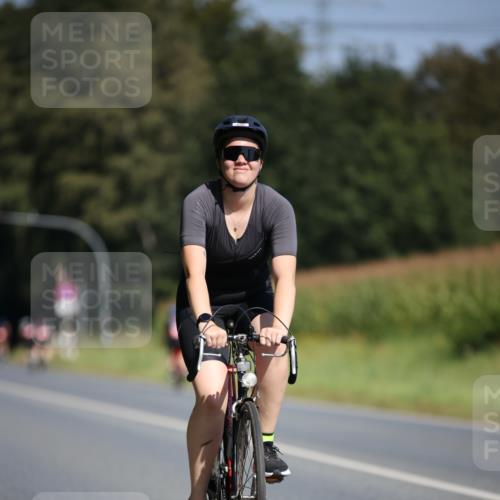 01.09.2024 - 17. Tribühne Triathlon H.Heesch http://msf.ph/oto/6946577 01.09.2024 11:53:27 Radfahren 538, 573, 589, 670, 693 meine-sportfotos.de