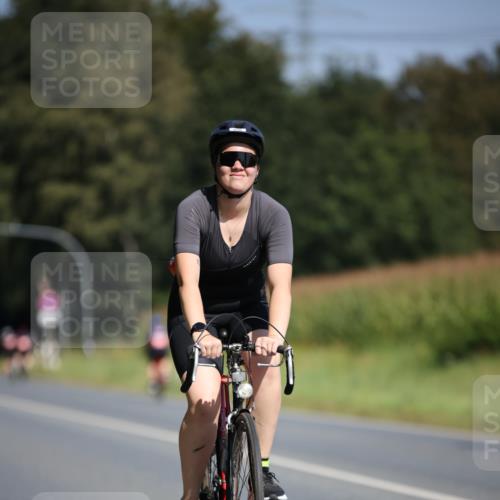 01.09.2024 - 17. Tribühne Triathlon H.Heesch http://msf.ph/oto/6946579 01.09.2024 11:53:27 Radfahren 538, 573, 589, 670, 693 meine-sportfotos.de