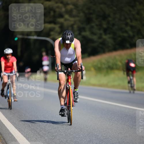 01.09.2024 - 17. Tribühne Triathlon H.Heesch http://msf.ph/oto/6946622 01.09.2024 11:53:36 Radfahren 398, 401, 501, 608, 693 meine-sportfotos.de