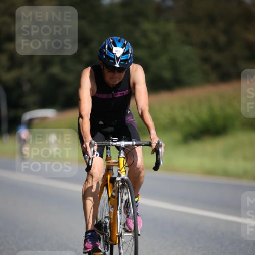 01.09.2024 - 17. Tribühne Triathlon H.Heesch http://msf.ph/oto/6946697 01.09.2024 11:53:56 Radfahren 488, 503, 550, 579, 663, 673 meine-sportfotos.de