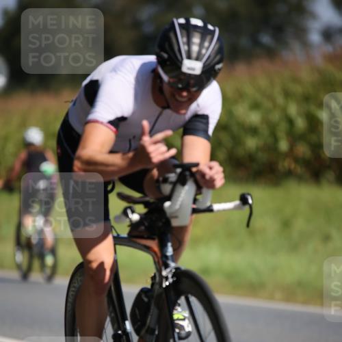 01.09.2024 - 17. Tribühne Triathlon H.Heesch http://msf.ph/oto/6946740 01.09.2024 11:53:58 Radfahren 488, 550, 579, 663, 673 meine-sportfotos.de