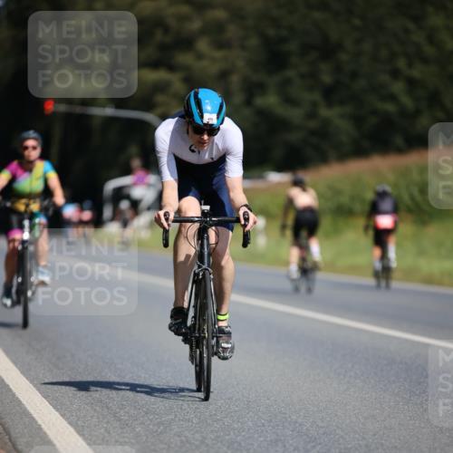 01.09.2024 - 17. Tribühne Triathlon H.Heesch http://msf.ph/oto/6946752 01.09.2024 11:54:11 Radfahren 459, 475, 508, 527, 556, 621, 671, 691, 706 meine-sportfotos.de
