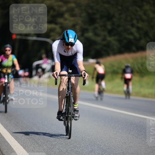 01.09.2024 - 17. Tribühne Triathlon H.Heesch http://msf.ph/oto/6946755 01.09.2024 11:54:11 Radfahren 459, 475, 508, 527, 556, 621, 671, 691, 706 meine-sportfotos.de