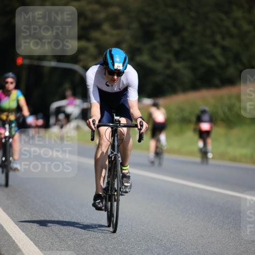 01.09.2024 - 17. Tribühne Triathlon H.Heesch http://msf.ph/oto/6946758 01.09.2024 11:54:11 Radfahren 459, 475, 508, 527, 556, 621, 671, 691, 706 meine-sportfotos.de