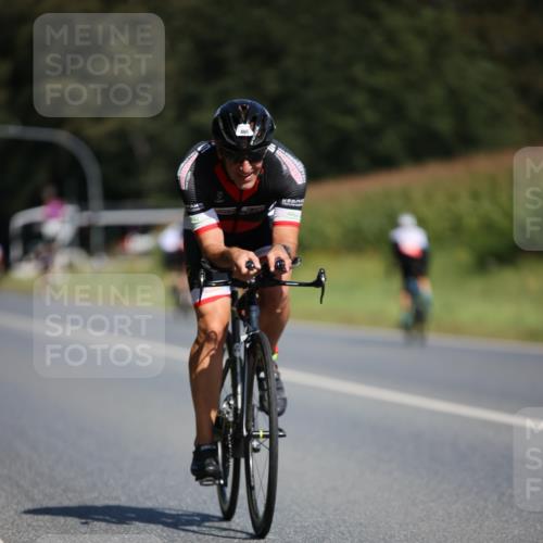 01.09.2024 - 17. Tribühne Triathlon H.Heesch http://msf.ph/oto/6946837 01.09.2024 11:54:27 Radfahren 445, 495, 620, 685, 688 meine-sportfotos.de
