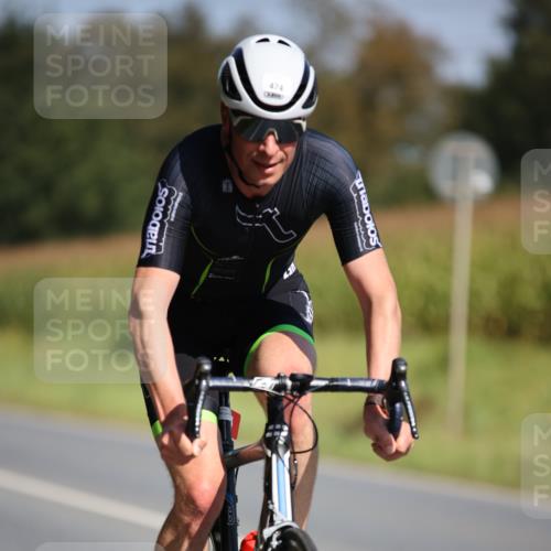 01.09.2024 - 17. Tribühne Triathlon H.Heesch http://msf.ph/oto/6946908 01.09.2024 11:54:53 Radfahren 474, 585, 632, 679 meine-sportfotos.de