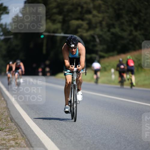 01.09.2024 - 17. Tribühne Triathlon H.Heesch http://msf.ph/oto/6947021 01.09.2024 11:56:27 Radfahren 504, 536, 551, 553, 612, 650 meine-sportfotos.de