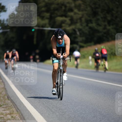 01.09.2024 - 17. Tribühne Triathlon H.Heesch http://msf.ph/oto/6947024 01.09.2024 11:56:27 Radfahren 504, 536, 551, 553, 612, 650 meine-sportfotos.de