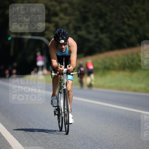 01.09.2024 - 17. Tribühne Triathlon H.Heesch http://msf.ph/oto/6947055 01.09.2024 11:56:27 Radfahren 504, 536, 551, 553, 612, 650 meine-sportfotos.de