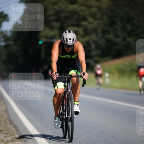 01.09.2024 - 17. Tribühne Triathlon H.Heesch http://msf.ph/oto/6947150 01.09.2024 11:56:46 Radfahren 460, 509, 570, 590, 635, 637 meine-sportfotos.de