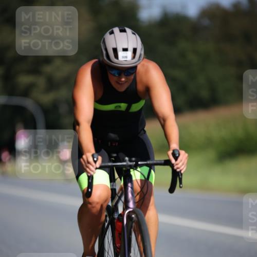 01.09.2024 - 17. Tribühne Triathlon H.Heesch http://msf.ph/oto/6947175 01.09.2024 11:56:47 Radfahren 460, 509, 570, 590, 635, 637 meine-sportfotos.de