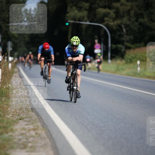01.09.2024 - 17. Tribühne Triathlon H.Heesch http://msf.ph/oto/6947183 01.09.2024 11:57:09 Radfahren 479, 487, 625, 642, 647 meine-sportfotos.de