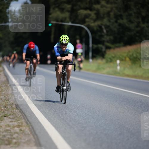 01.09.2024 - 17. Tribühne Triathlon H.Heesch http://msf.ph/oto/6947196 01.09.2024 11:57:10 Radfahren 479, 487, 593, 625, 642, 647 meine-sportfotos.de