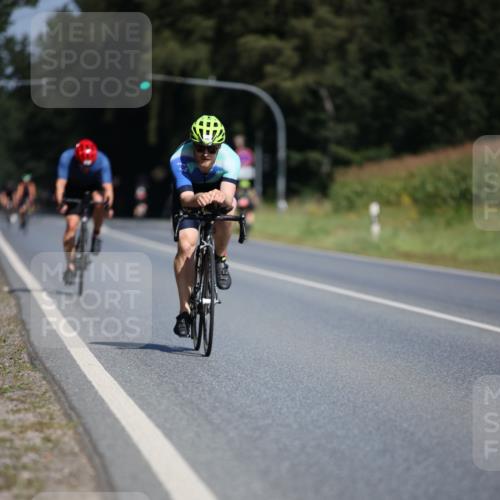 01.09.2024 - 17. Tribühne Triathlon H.Heesch http://msf.ph/oto/6947202 01.09.2024 11:57:10 Radfahren 479, 487, 593, 625, 642, 647 meine-sportfotos.de