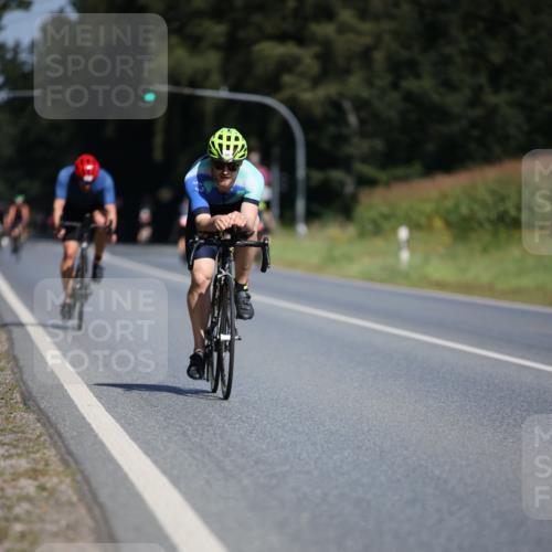 01.09.2024 - 17. Tribühne Triathlon H.Heesch http://msf.ph/oto/6947205 01.09.2024 11:57:10 Radfahren 479, 487, 593, 625, 642, 647 meine-sportfotos.de