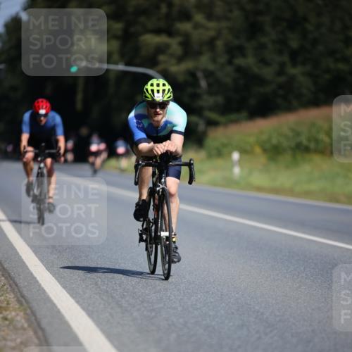 01.09.2024 - 17. Tribühne Triathlon H.Heesch http://msf.ph/oto/6947222 01.09.2024 11:57:10 Radfahren 479, 487, 593, 625, 642, 647 meine-sportfotos.de