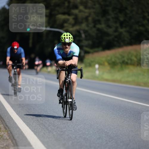 01.09.2024 - 17. Tribühne Triathlon H.Heesch http://msf.ph/oto/6947226 01.09.2024 11:57:10 Radfahren 479, 487, 593, 625, 642, 647 meine-sportfotos.de