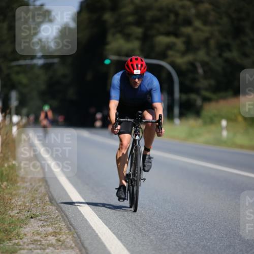 01.09.2024 - 17. Tribühne Triathlon H.Heesch http://msf.ph/oto/6947236 01.09.2024 11:57:12 Radfahren 479, 480, 487, 593, 625, 642, 647 meine-sportfotos.de