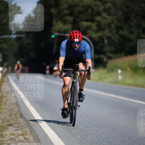 01.09.2024 - 17. Tribühne Triathlon H.Heesch http://msf.ph/oto/6947246 01.09.2024 11:57:12 Radfahren 479, 480, 487, 593, 625, 642, 647 meine-sportfotos.de