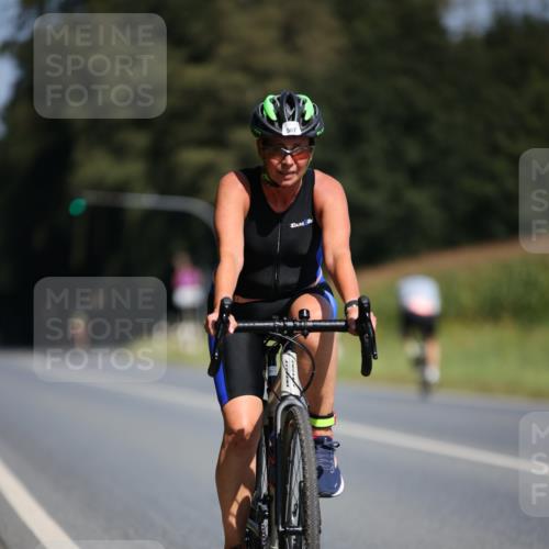 01.09.2024 - 17. Tribühne Triathlon H.Heesch http://msf.ph/oto/6947310 01.09.2024 11:57:23 Radfahren 480, 507, 534, 599, 681 meine-sportfotos.de
