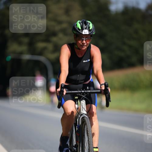 01.09.2024 - 17. Tribühne Triathlon H.Heesch http://msf.ph/oto/6947316 01.09.2024 11:57:23 Radfahren 480, 507, 534, 599, 681 meine-sportfotos.de