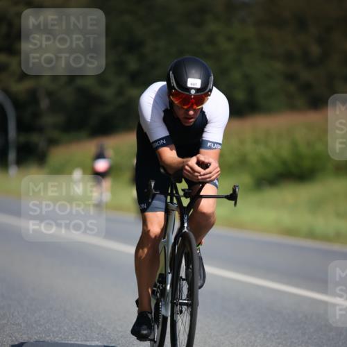 01.09.2024 - 17. Tribühne Triathlon H.Heesch http://msf.ph/oto/6947347 01.09.2024 11:57:42 Radfahren 481, 485, 557, 586, 607, 636, 651, 690, 708 meine-sportfotos.de