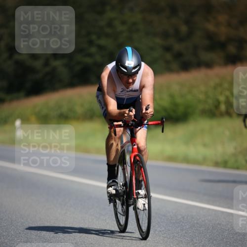 01.09.2024 - 17. Tribühne Triathlon H.Heesch http://msf.ph/oto/6947380 01.09.2024 11:57:51 Radfahren 465, 481, 485, 557, 586, 636, 644, 696, 708, 712 meine-sportfotos.de