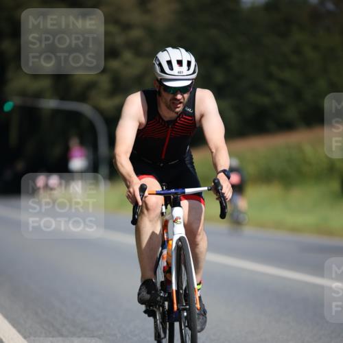 01.09.2024 - 17. Tribühne Triathlon H.Heesch http://msf.ph/oto/6947398 01.09.2024 11:57:52 Radfahren 465, 481, 485, 557, 586, 644, 696, 712 meine-sportfotos.de
