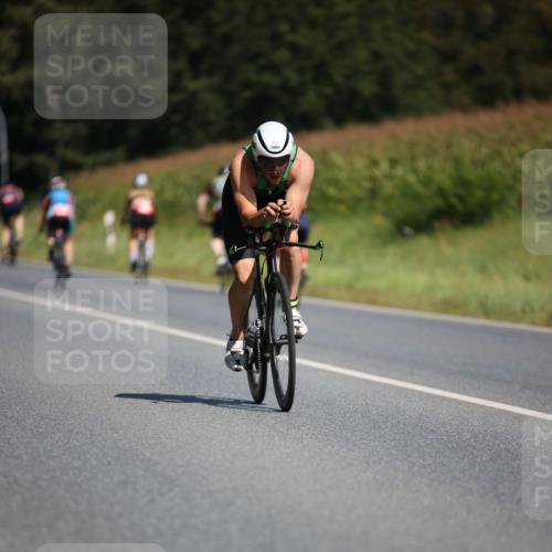 01.09.2024 - 17. Tribühne Triathlon H.Heesch http://msf.ph/oto/6947410 01.09.2024 11:57:58 Radfahren 463, 465, 644, 711, 712 meine-sportfotos.de