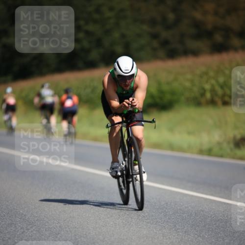 01.09.2024 - 17. Tribühne Triathlon H.Heesch http://msf.ph/oto/6947427 01.09.2024 11:57:58 Radfahren 463, 465, 644, 711, 712 meine-sportfotos.de