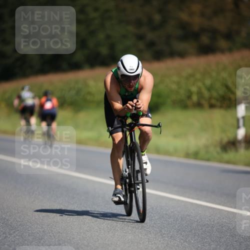 01.09.2024 - 17. Tribühne Triathlon H.Heesch http://msf.ph/oto/6947430 01.09.2024 11:57:58 Radfahren 463, 465, 644, 711, 712 meine-sportfotos.de