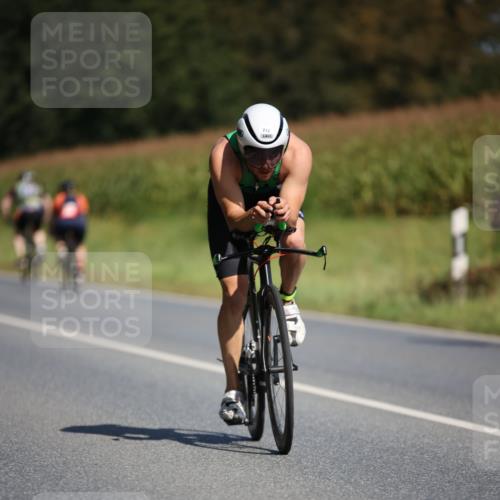 01.09.2024 - 17. Tribühne Triathlon H.Heesch http://msf.ph/oto/6947432 01.09.2024 11:57:58 Radfahren 463, 465, 644, 711, 712 meine-sportfotos.de
