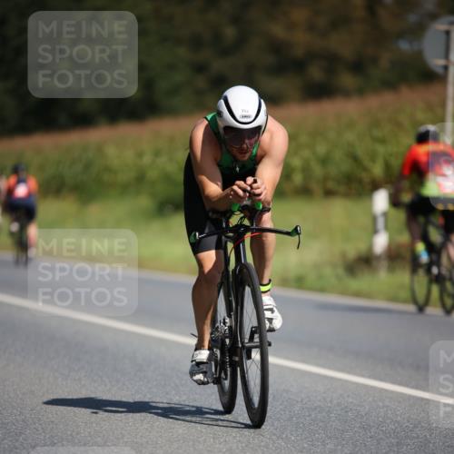 01.09.2024 - 17. Tribühne Triathlon H.Heesch http://msf.ph/oto/6947435 01.09.2024 11:57:58 Radfahren 463, 465, 644, 711, 712 meine-sportfotos.de