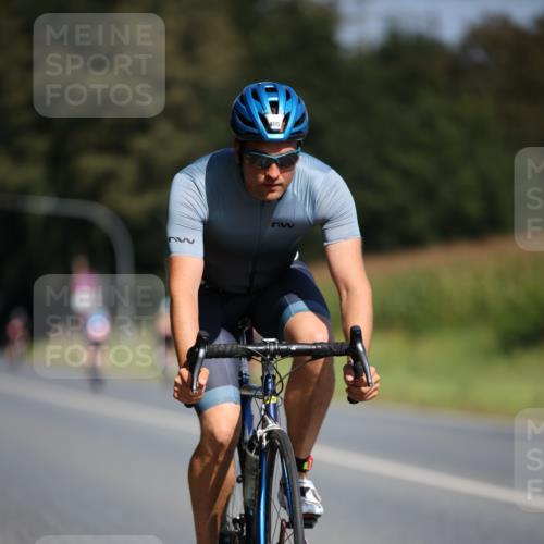 01.09.2024 - 17. Tribühne Triathlon H.Heesch http://msf.ph/oto/6947454 01.09.2024 11:57:59 Radfahren 452, 463, 465, 711, 712 meine-sportfotos.de