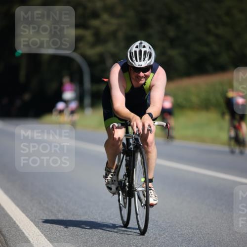 01.09.2024 - 17. Tribühne Triathlon H.Heesch http://msf.ph/oto/6947561 01.09.2024 11:58:21 Radfahren 199, 484, 505, 520, 617, 628, 634 meine-sportfotos.de