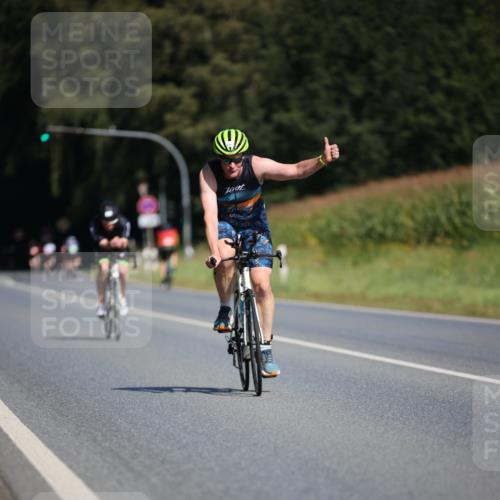 01.09.2024 - 17. Tribühne Triathlon H.Heesch http://msf.ph/oto/6947668 01.09.2024 11:58:47 Radfahren 360, 451, 491, 512, 513, 580, 591, 597 meine-sportfotos.de