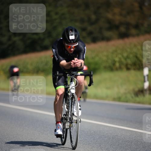 01.09.2024 - 17. Tribühne Triathlon H.Heesch http://msf.ph/oto/6947725 01.09.2024 11:58:50 Radfahren 491, 512, 513, 580, 583, 591, 597, 610 meine-sportfotos.de