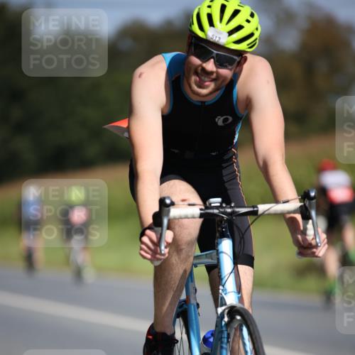 01.09.2024 - 17. Tribühne Triathlon H.Heesch http://msf.ph/oto/6947775 01.09.2024 11:58:54 Radfahren 513, 583, 597, 610, 639 meine-sportfotos.de