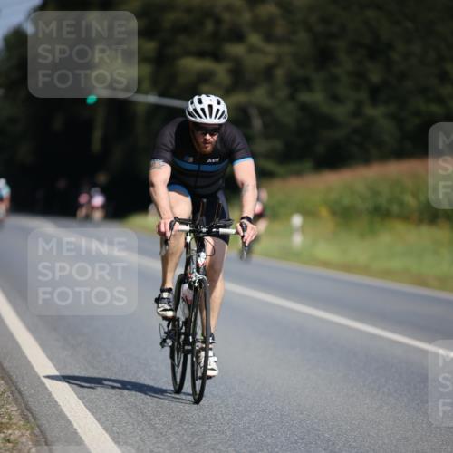 01.09.2024 - 17. Tribühne Triathlon H.Heesch http://msf.ph/oto/6947785 01.09.2024 11:59:19 Radfahren 498 meine-sportfotos.de