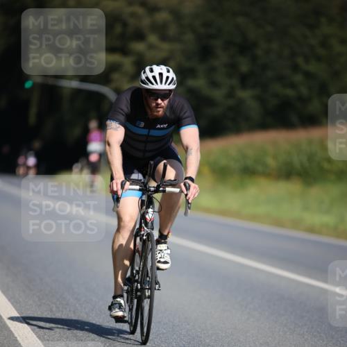 01.09.2024 - 17. Tribühne Triathlon H.Heesch http://msf.ph/oto/6947797 01.09.2024 11:59:19 Radfahren 498 meine-sportfotos.de