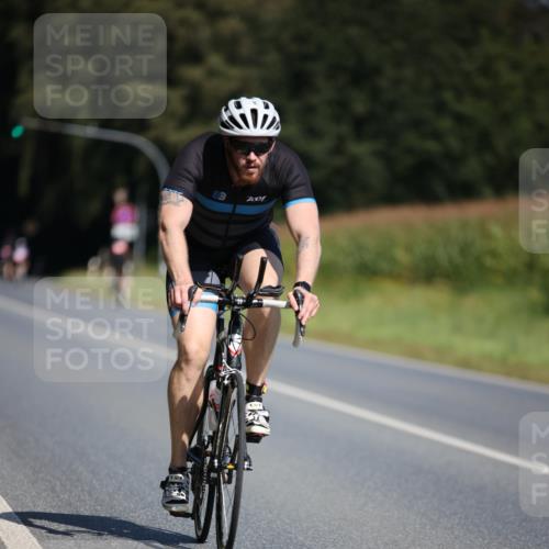 01.09.2024 - 17. Tribühne Triathlon H.Heesch http://msf.ph/oto/6947801 01.09.2024 11:59:19 Radfahren 498 meine-sportfotos.de