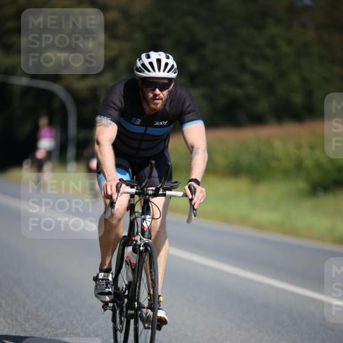01.09.2024 - 17. Tribühne Triathlon H.Heesch http://msf.ph/oto/6947807 01.09.2024 11:59:19 Radfahren 498 meine-sportfotos.de