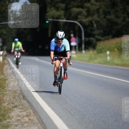 01.09.2024 - 17. Tribühne Triathlon H.Heesch http://msf.ph/oto/6947837 01.09.2024 11:59:29 Radfahren 350, 560, 682 meine-sportfotos.de