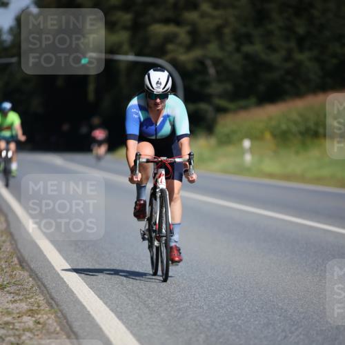 01.09.2024 - 17. Tribühne Triathlon H.Heesch http://msf.ph/oto/6947864 01.09.2024 11:59:30 Radfahren 350, 560, 682 meine-sportfotos.de